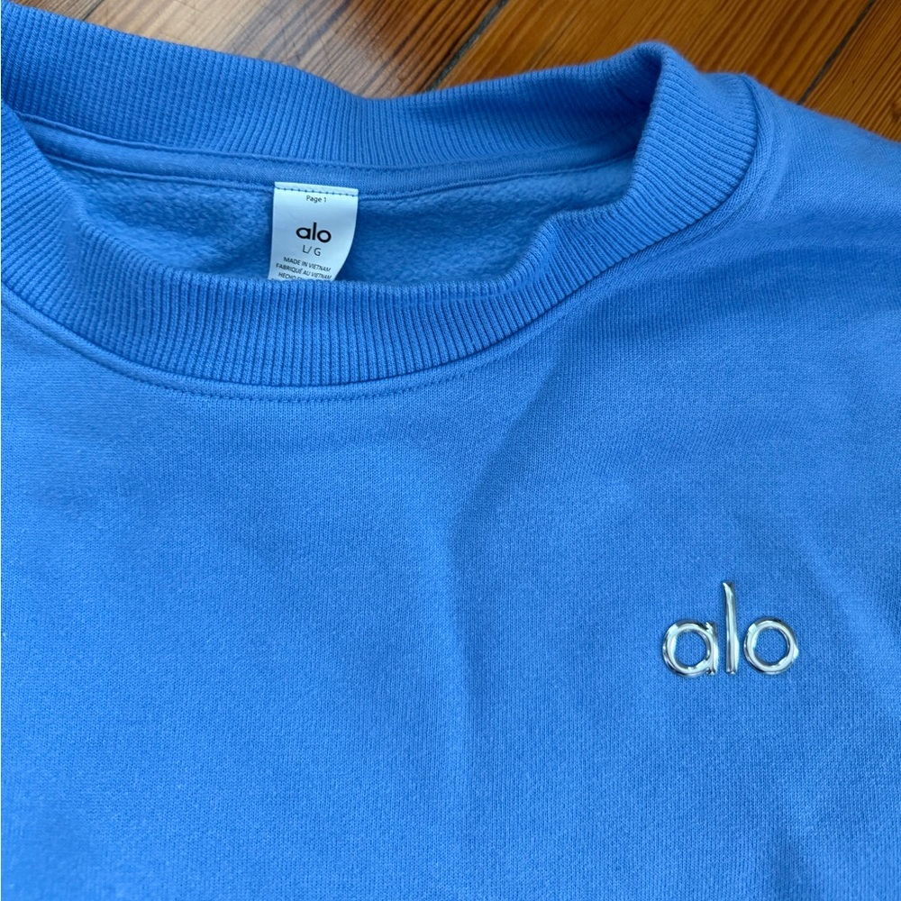 Alo Accolade Crew Neck Pullover - Picture 3 of 7